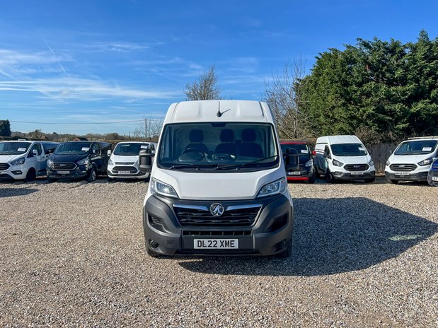 Vauxhall Movano LWB L3H2 (SOLD) Medium Roof F3500 Air Con Nav Tow Bar EURO 6 NO VAT 3