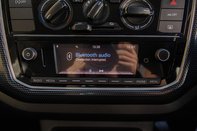Volkswagen Up BASE 22