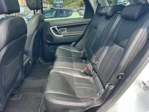 Land Rover Discovery Sport 2.0 TD4 HSE Auto 4WD Euro 6 (s/s) 5dr 30