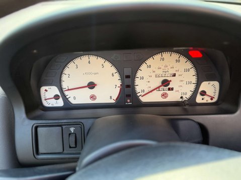 MG MGF 1.8i Convertible 2dr Petrol Manual (178 g/km, 118 bhp) 11