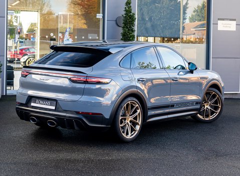 Porsche Cayenne TURBO GT 4