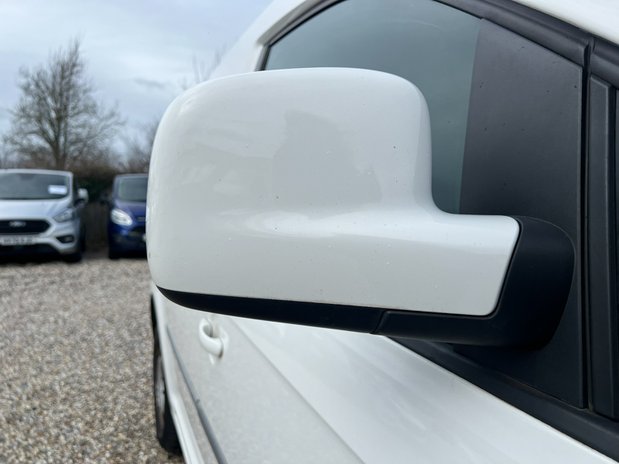 Volkswagen Caddy SWB L1H1 C20 Tdi Trendline AIR CON EURO 6 NO VAT 15