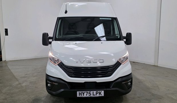 Iveco Daily Daily 35C14 Diesel 2.3 High Roof Business Van 4100L WB Hi-Matic