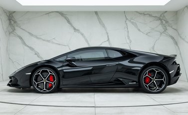 Lamborghini Huracan LP640-4 EVO 2