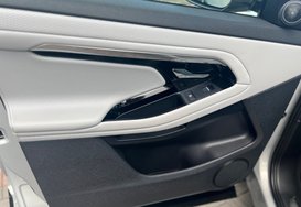 Land Rover Range Rover Evoque R-DYNAMIC S MHEV 30
