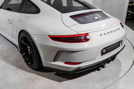 Porsche 911 GT3 TOURING. 1 OF 47 RHD CARS IN THE UK. 1 OF 4 IN CRAYON. HOUNDSTOOTH INTERIOR 40
