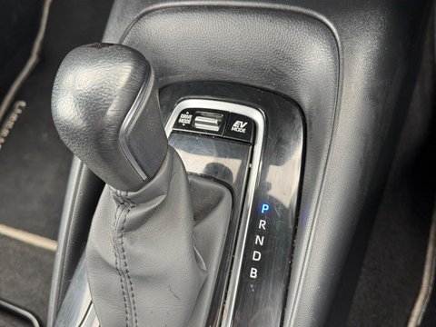 Toyota Corolla ICON TECH 10