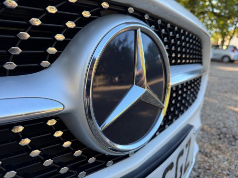 Mercedes-Benz A Class 1.3 A200 AMG Line 7G-DCT Euro 6 (s/s) 5dr 42