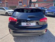 Ford Focus TITANIUM X 9