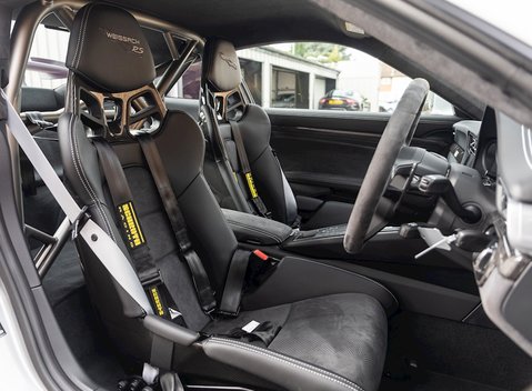 Porsche 911 (991.2) GT3 RS Weissach 12