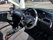 Volkswagen Touran 1.6 TDI BlueMotion Tech SE Family DSG Euro 6 (s/s) 5dr 22