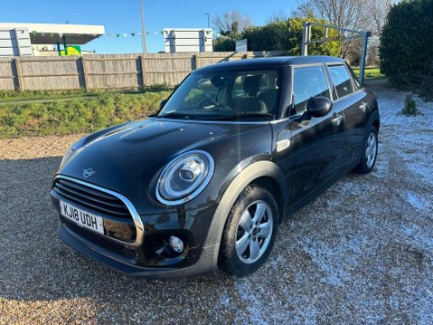 Mini Hatch 1.5 Cooper Euro 6 (s/s) 5dr 3