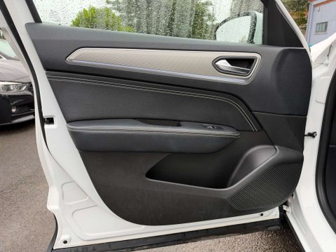 Renault Arkana 1.6 E-TECH techno SUV 5dr Petrol Hybrid Auto 2WD Euro 6 (s/s) (145 ps) 42