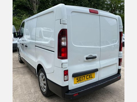 Renault Trafic 1.6 dCi 27 Business+ Panel Van 5dr Diesel Manual SWB Standard Roof Euro 6 ( 10