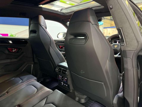 Lamborghini Urus 4.0 V8 BiTurbo 25.9kWh SE SUV 5dr Petrol Plug-in Hybrid Auto 4WD Euro 6 (80 74