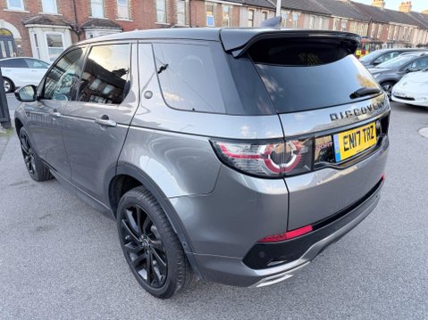 Land Rover Discovery Sport 2.0 TD4 HSE Dynamic Lux Auto 4WD Euro 6 (s/s) 5dr 3