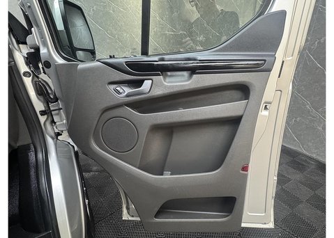 Ford Transit Custom 2.0 300 EcoBlue Limited Panel Van 5dr Diesel Manual L1 H1 Euro 6 (s/s) (130 27