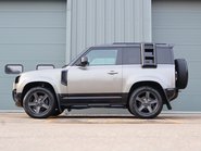 Land Rover Defender 90 X-DYNAMIC SE MHEV styled By seeker Huge spec Price match offer  7