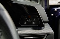 Volkswagen Golf R-LINE TSI 15