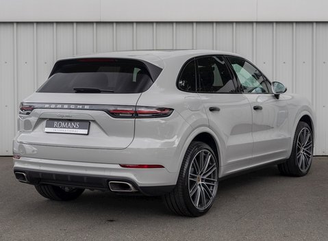 Porsche Cayenne V6 7