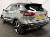 Nissan Qashqai 1.3 Qashqai Tekna DiG-T Semi-Auto 5dr 3
