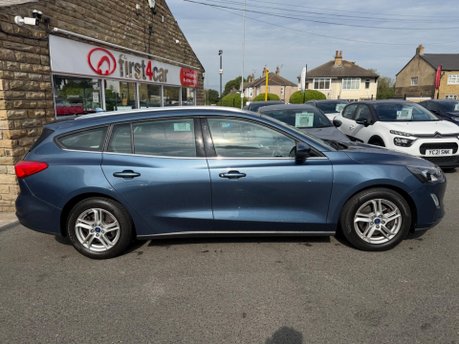 Ford Focus ZETEC TDCI 6