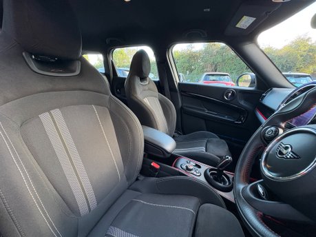 Mini Countryman Cooper 1.5 Petrol Automatic Sport Comfort Plus Navigation 5 door - CARPLAY 4