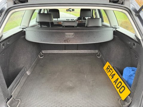 Volkswagen Passat 2.0 TDI BlueMotion Tech Executive Euro 5 (s/s) 5dr 45