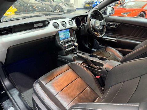 Ford Mustang 5.0 V8 GT Fastback 2dr Petrol SelShift Euro 6 (416 bhp) 27