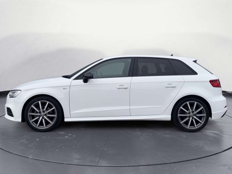 Audi A3 1.0 A3 Sportback 30 TFSI Black Edition Semi-Auto 5dr 2