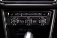 Volkswagen Tiguan R-LINE TECH TDI 4MOTION DSG 38