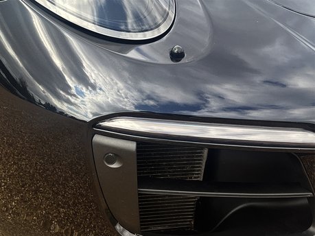 Porsche 911 CARRERA GTS PDK 15