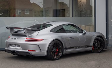 Porsche 911 GT3 (991.2) 4