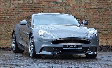 Aston Martin Vanquish 1