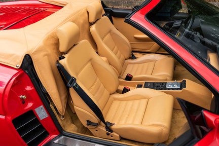 Ferrari F355 F1 Spider 36