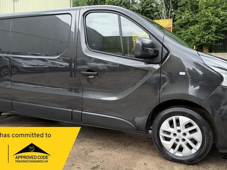 Renault Trafic 1.6 dCi ENERGY 29 Sport Nav Panel Van 5dr Diesel Manual LWB Standard Roof E