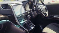 Toyota Alphard Auto+Petrol+7Seats 15