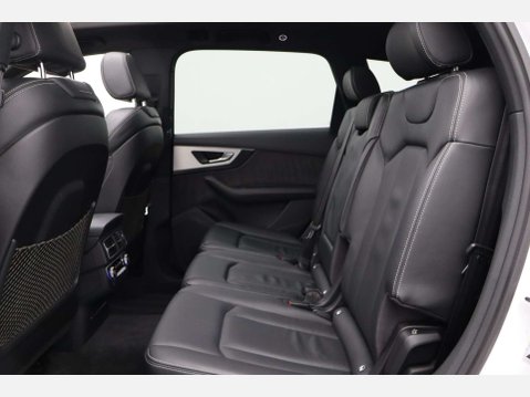 Audi Q7 3.0 Q7 S Line TDI Quattro Auto 4WD 5dr 32