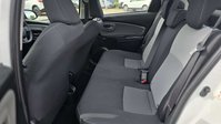 Toyota Yaris 1.5 VVT-h Icon Tech Hatchback 5dr Petrol Hybrid E-CVT Euro 6 (s/s) (100 ps) 18