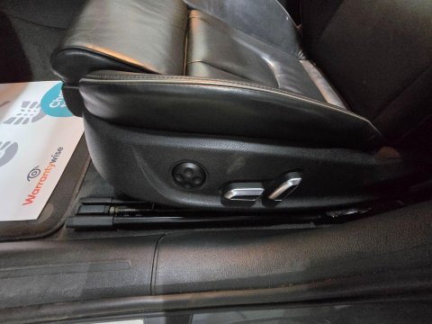 Audi RS4 4.2 FSI V8 S Tronic quattro Euro 5 5dr 54