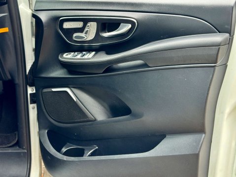 Mercedes-Benz V Class 2.2 V220d AMG Line MPV 5dr Diesel G-Tronic+ Euro 6 (s/s) 7 Seat (163 ps) 51