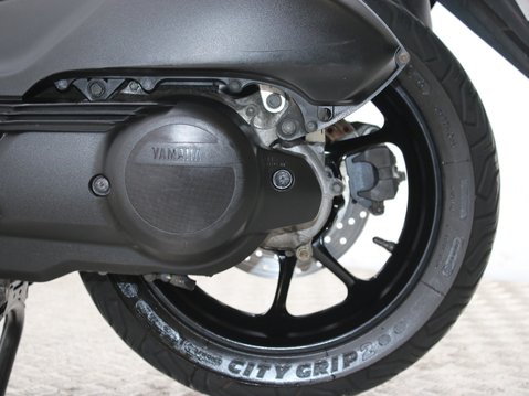 Yamaha Nmax 125 GPD125-A ABS 23