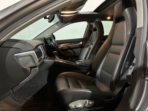 Porsche Panamera D V6 TIPTRONIC 20