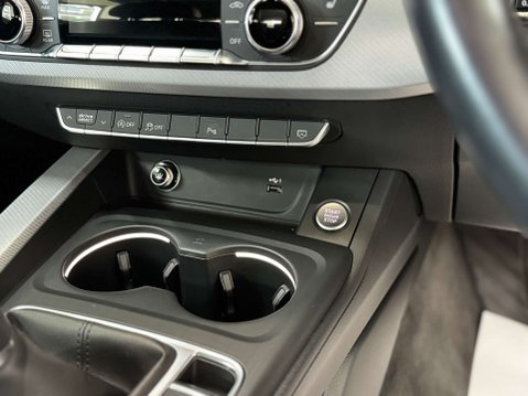 Audi A4 2.0 A4 Sport 35 TFSI 5dr 40