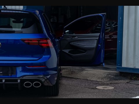 Volkswagen Golf 2.0 Golf R TSi 4Motion Semi-Auto 4WD 5dr 8