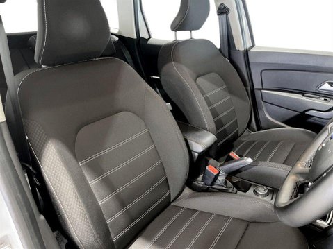 Dacia Duster 1.5 Blue dCi Comfort SUV 5dr Diesel Manual 4WD Selectable Euro 6 (s/s) (115 11