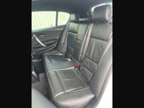 BMW 1 Series 2.0 118d M Sport 5dr 23