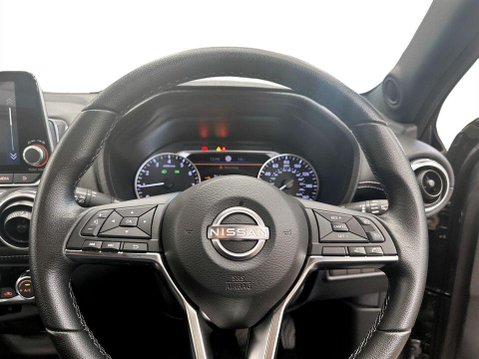 Nissan Juke 1.0 DIG-T N-Connecta SUV 5dr Petrol Manual Euro 6 (s/s) (114 ps) 13
