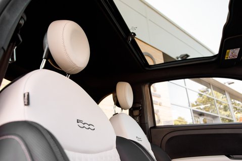 Fiat 500 DOLCEVITA PLUS MHEV 33