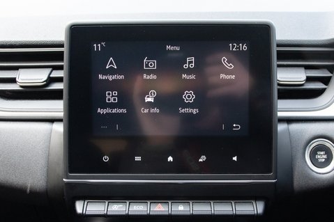 Renault Captur EVOLUTION TCE MHEV 23